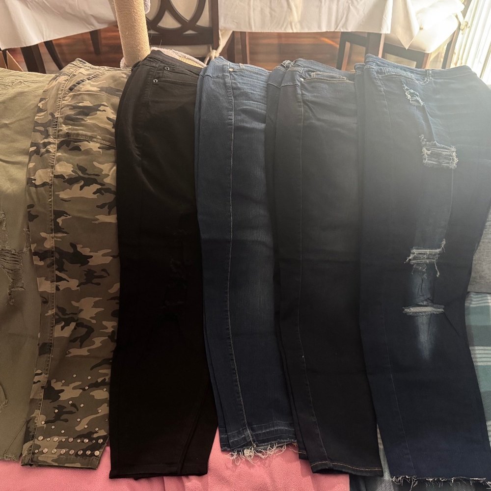 Plus size Women's Torrid jeans